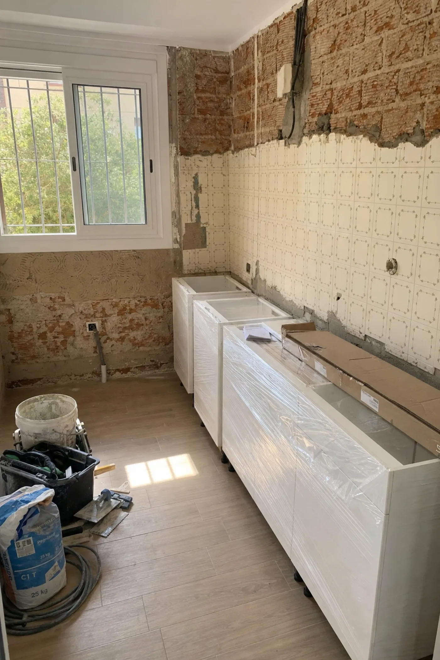 Kitchen under work