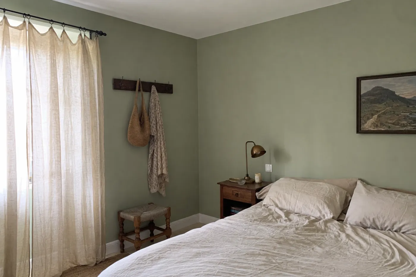 Bedroom finish